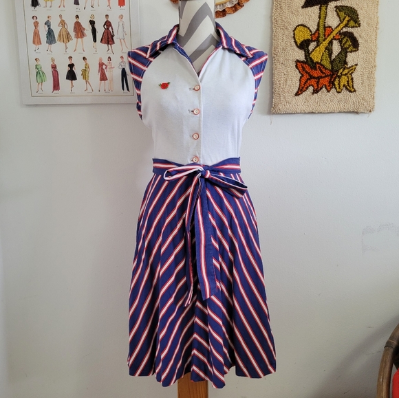 Vintage Dresses & Skirts - 60s Vintage Red White & Blue Dress